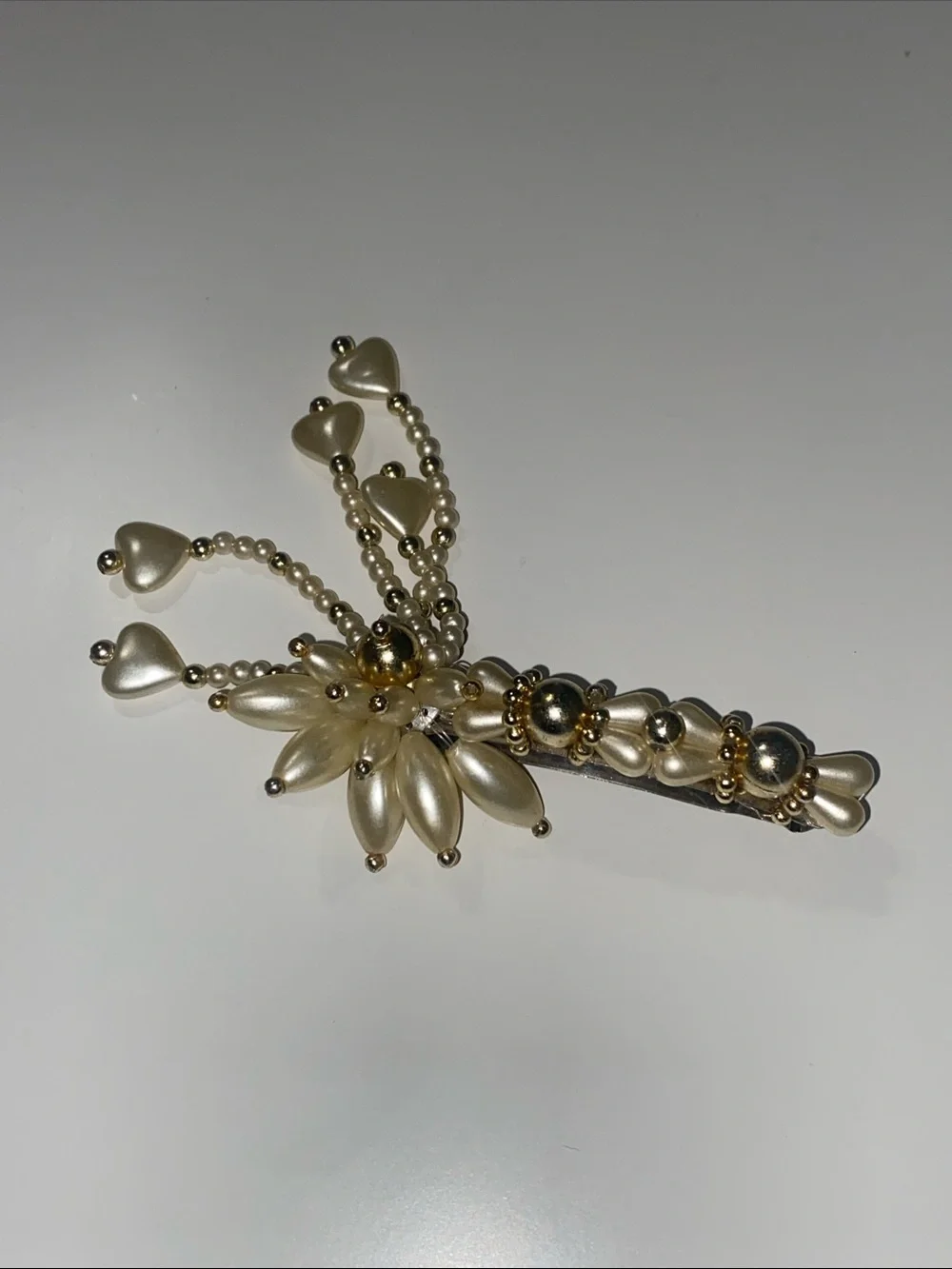 Pearl-Accent Floral Hair Clip - Ivory & Gold